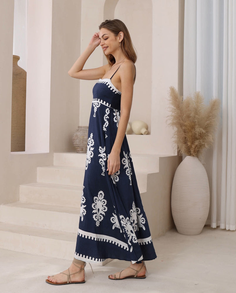 Iris Maxi Collette Maxi Dress Square Neckline Pockets Spaghetti Strap - Navy & White