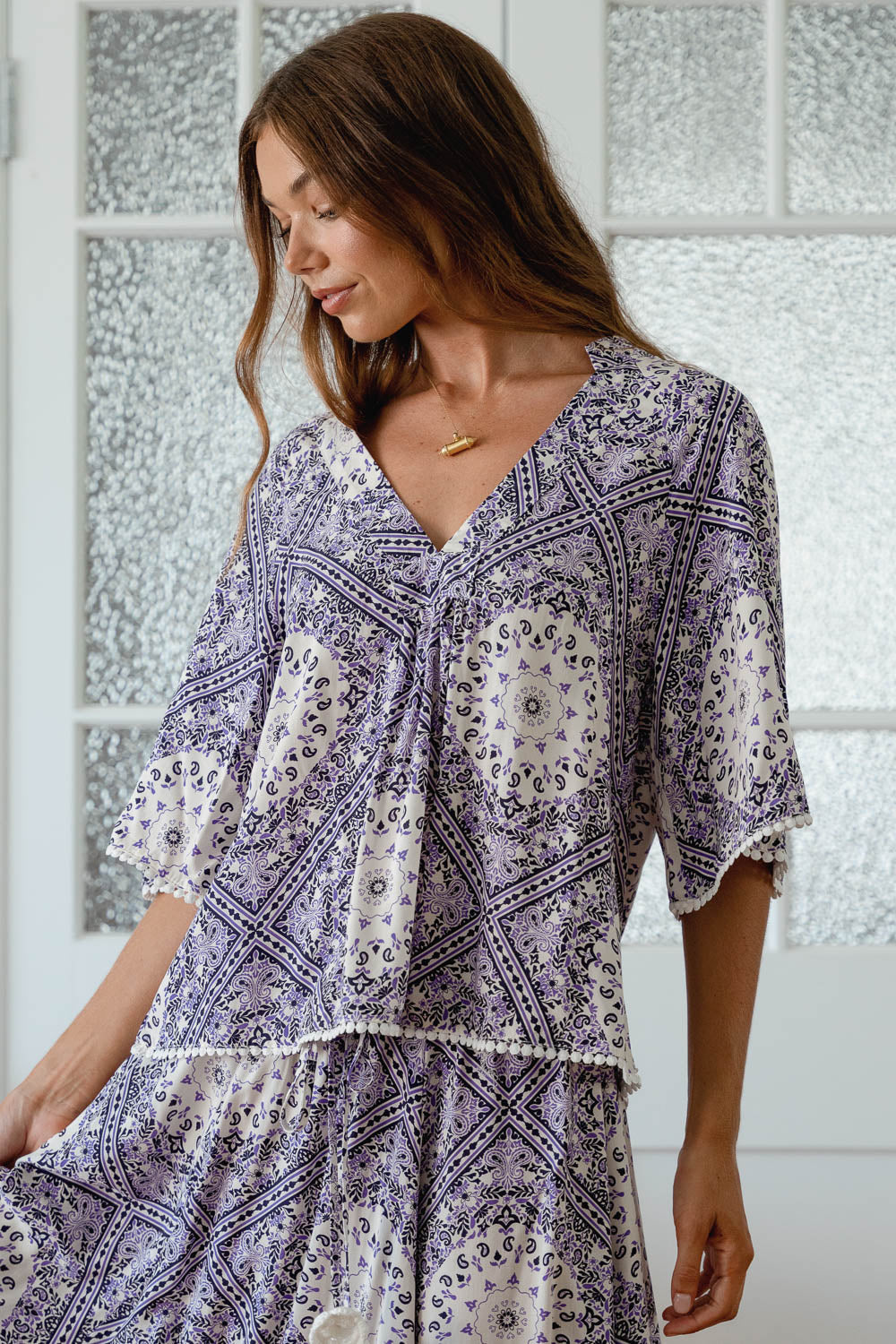 Jaase Gabriella Blouse Top with V-Neck Lantern Sleeve - Lilac Lullaby - Style House Fashion