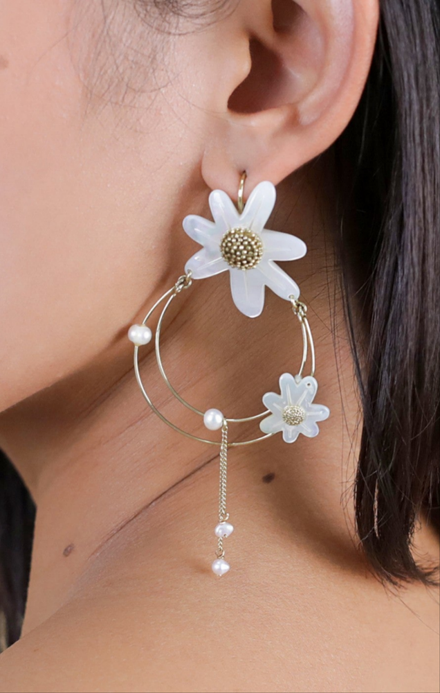 Franck Herval Marguerite Mother Of Pearl Shell Statement Earrings