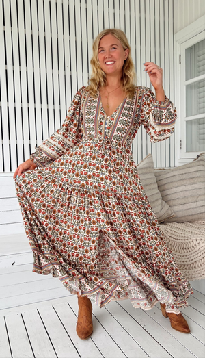 Jaase Teresa Maxi Dress with Long Sleeve Lace Detail Drawstring - Harlowe - Style House Fashion Jaase