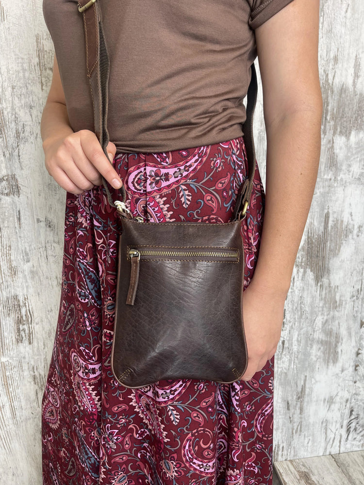
            
                Load image into Gallery viewer, Kimberly Leather Crossbody Sling Bag - Brown Rugged Hide by Oran Leather
            
        