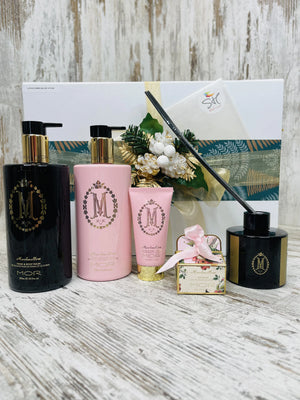 MOR Marshmallow 'All I Need' Gift Hamper Box Style House Fashion