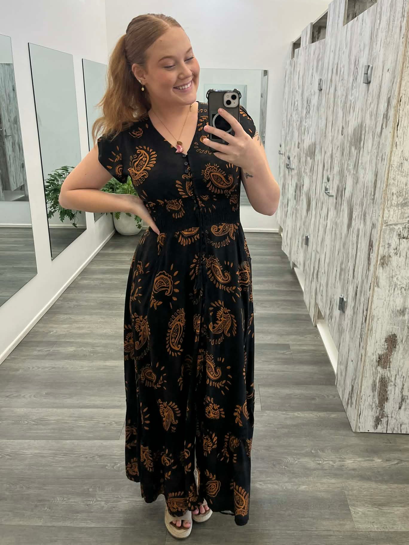 Jaase Romi Maxi Dress With Shirred Waist Shell Sleeve Buttoned Pockets - Milan - Style House Fashion Jaase