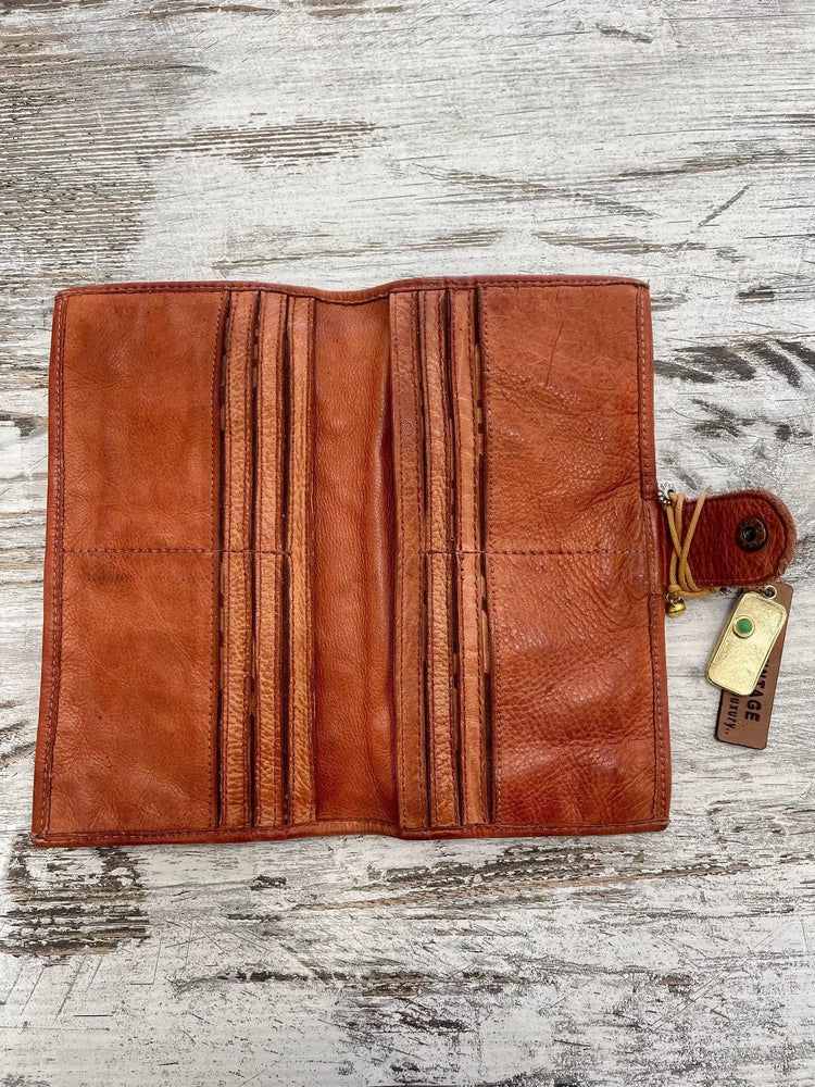 
            
                Load image into Gallery viewer, Raya Leather Wallet by ArtNVintage - Tan ArtNVintage
            
        
