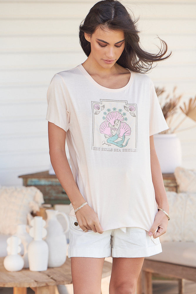 Jaase Ariel Sea Shell Vintage Graphic T-Shirt with Raw Edge Round Neck - Peach Dust