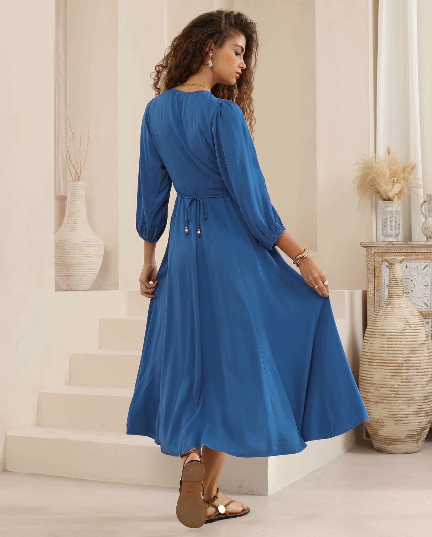 iris maxi dress size S 69.9% recycled viscose 18.2% recycled rayon 10.1% polyester 1.8% spandex Splendid - Iris Paisley Maxi