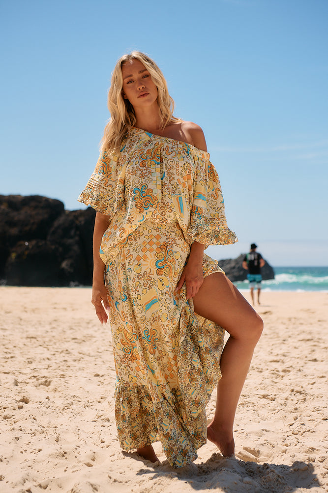 Jaase Oman Blouse with Round Neck Off Shoulder Batwing Sleeve - Sonnie - Style House Fashion Jaase