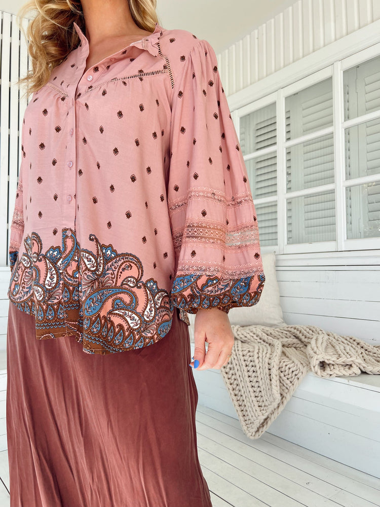 Jaase Eliza Blouse with V-Neck Lace Buttons Balloon Sleeve - Seraphina - Style House Fashion Jaase Jaase