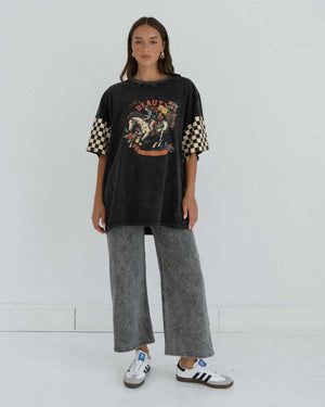 Paper Heart Saddle Up Beauty Slightly Oversized Vintage T-Shirt - Black Stone Wash - Style House Fashion Paper Heart