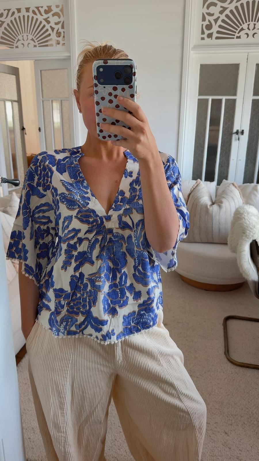 Jaase Gabriella Blouse Top with V-Neck Lantern Sleeve - Indigo Bloom - Style House Fashion