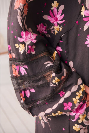 Jaase Eliza Blouse with V-Neck Lace Buttons Balloon Sleeve - Monarch Bloom - Style House Fashion