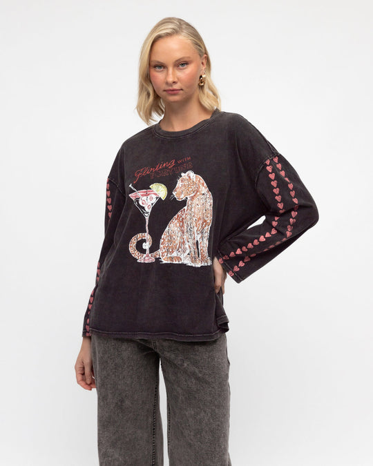 Paper Heart Flirting With Fortune Long Sleeved Vintage T-Shirt - Washed Black