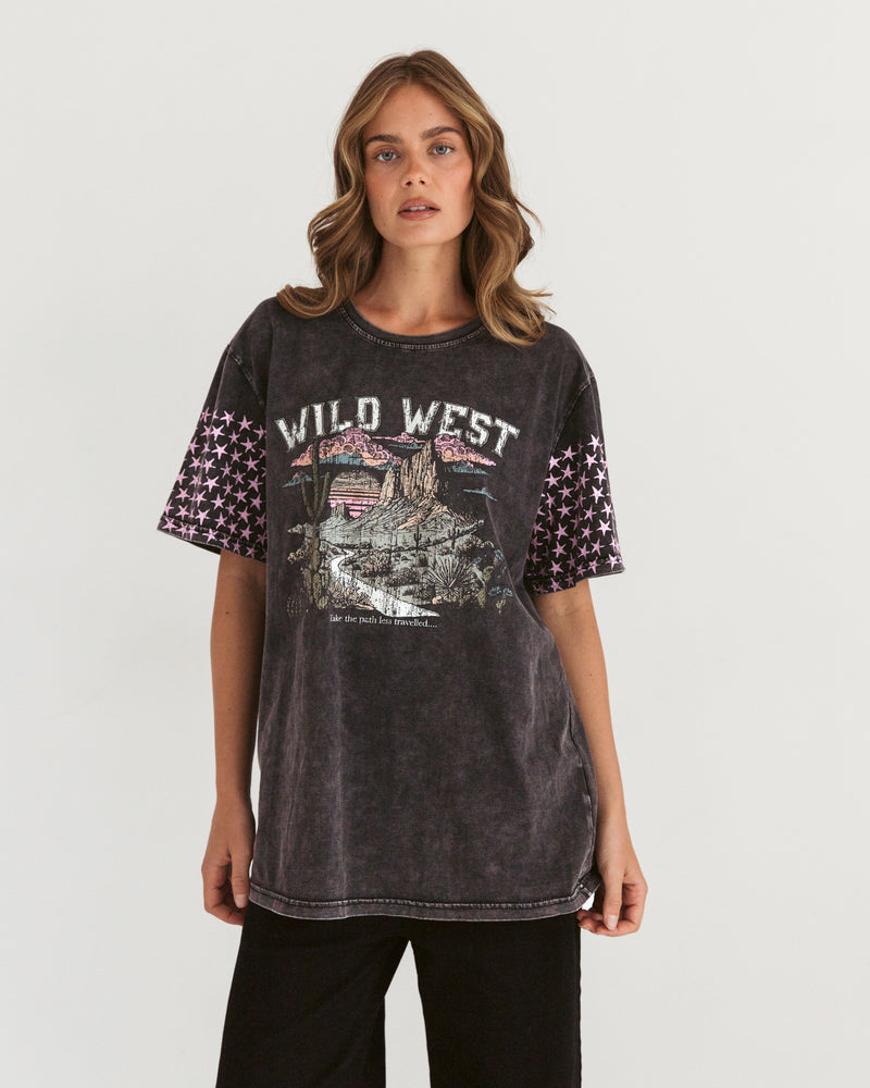 Paper Heart Wild West  Slightly Oversized Vintage T-Shirt - Black Stone Wash