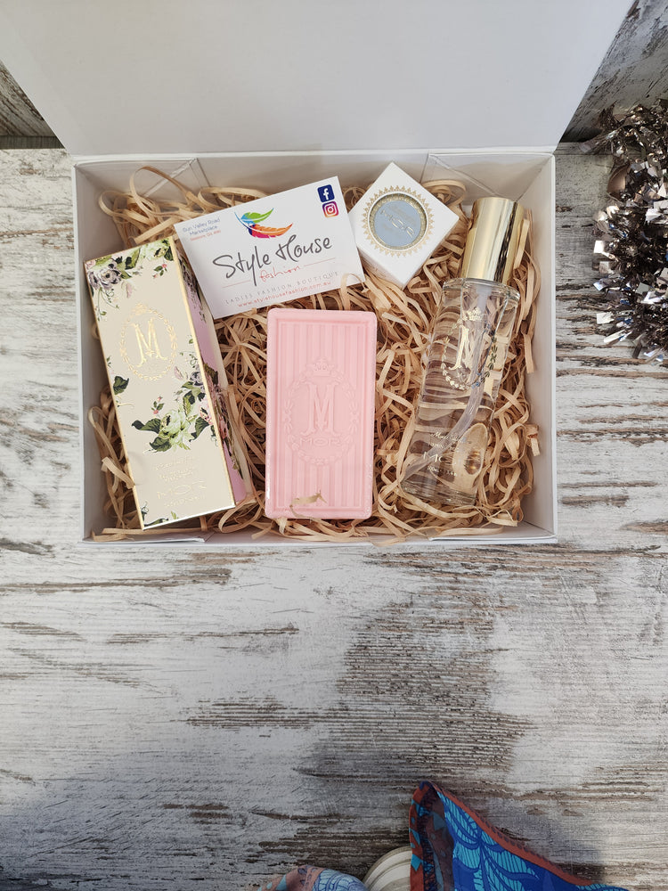 MOR Marshmallow 'With Love' Gift Hamper Box - Style House Fashion