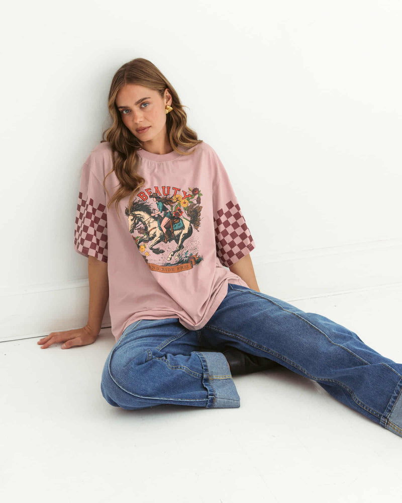 Paper Heart Saddle Up Beauty Slightly Oversized Vintage T-Shirt - Pink - Style House Fashion Paper Heart