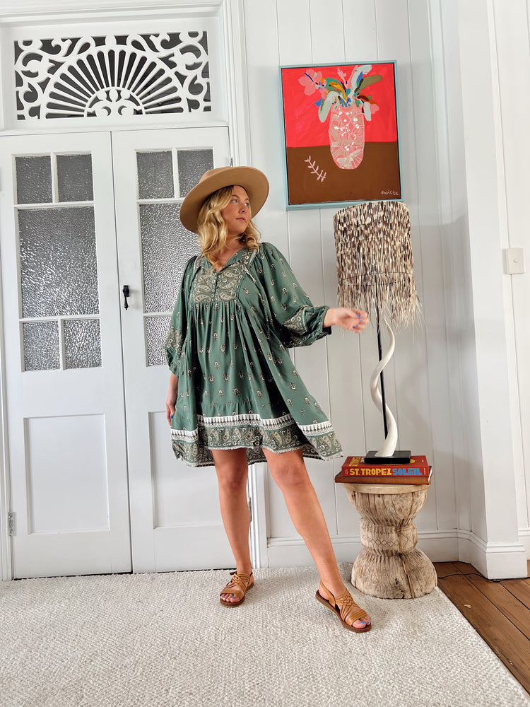 Jaase Adela Dress with Buttoned Bodice V-Neck Pockets - Viridian - Style House Fashion Jaase